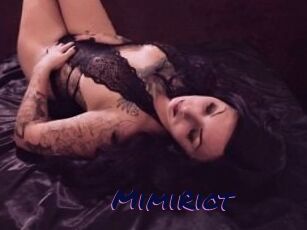 Mimi_Riot