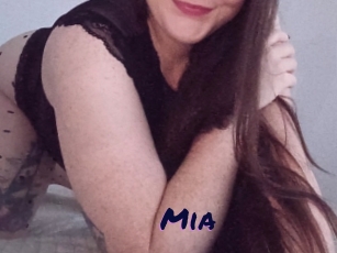 Mia