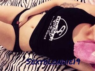 Sexyblondie19